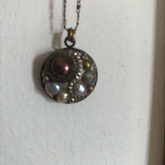 Michel Golan Jewelry necklace and earring set - Picture 6 of 6